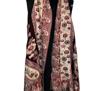 Raj Hand Stitched Paisley Vest in Burgundy and Cream R2